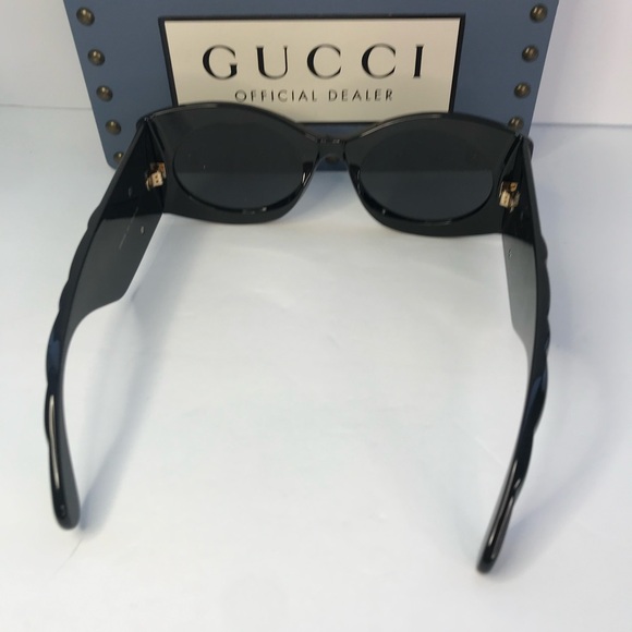 New Authentic GUCCI Black Square Ladies Sunglasses GG0810S 001 - Picture 8 of 13